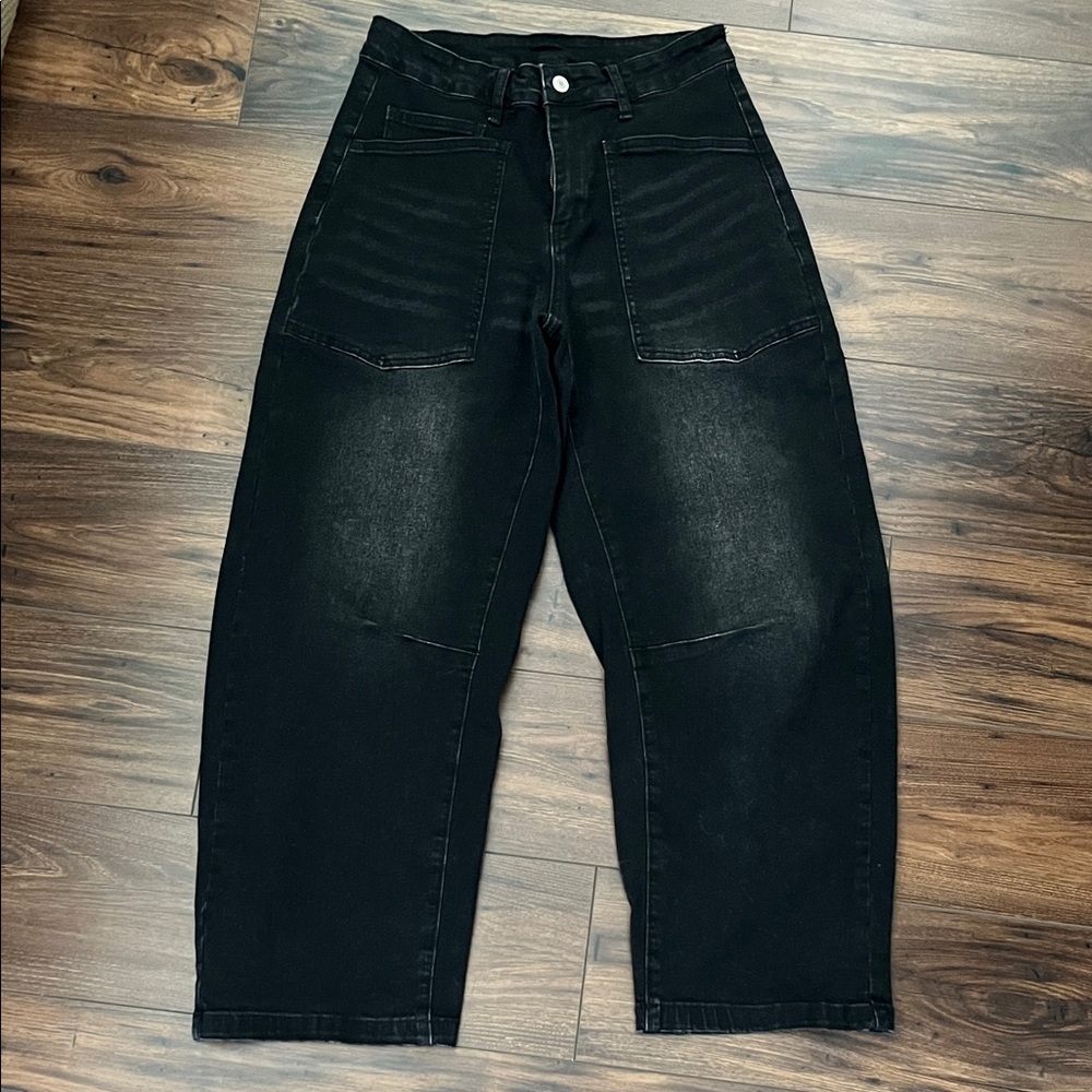 Women's Black barrel Jeans